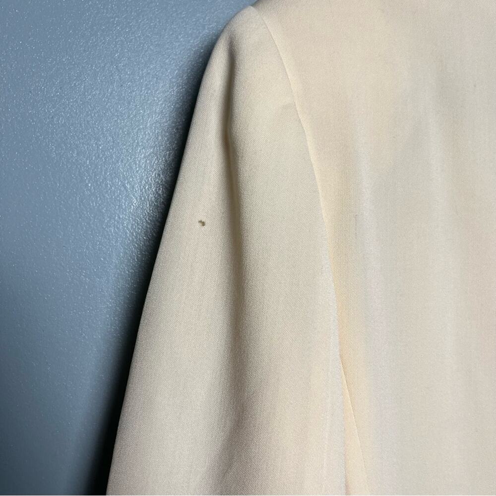 Vintage Fendi Women’s Mock Blazer Ivory Navy Blazer Structured Blouse Size 44 - Picture 5 of 16